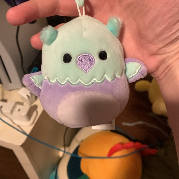 Minerva the griffin squishmallow clip NWT - Picture 4 of 4